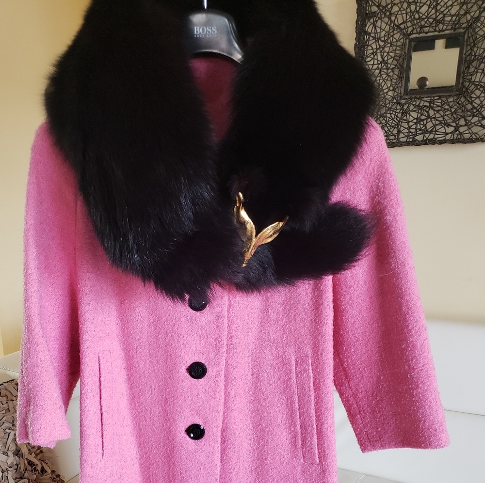 Authentic Fur Collar - Picture 4 of 4
